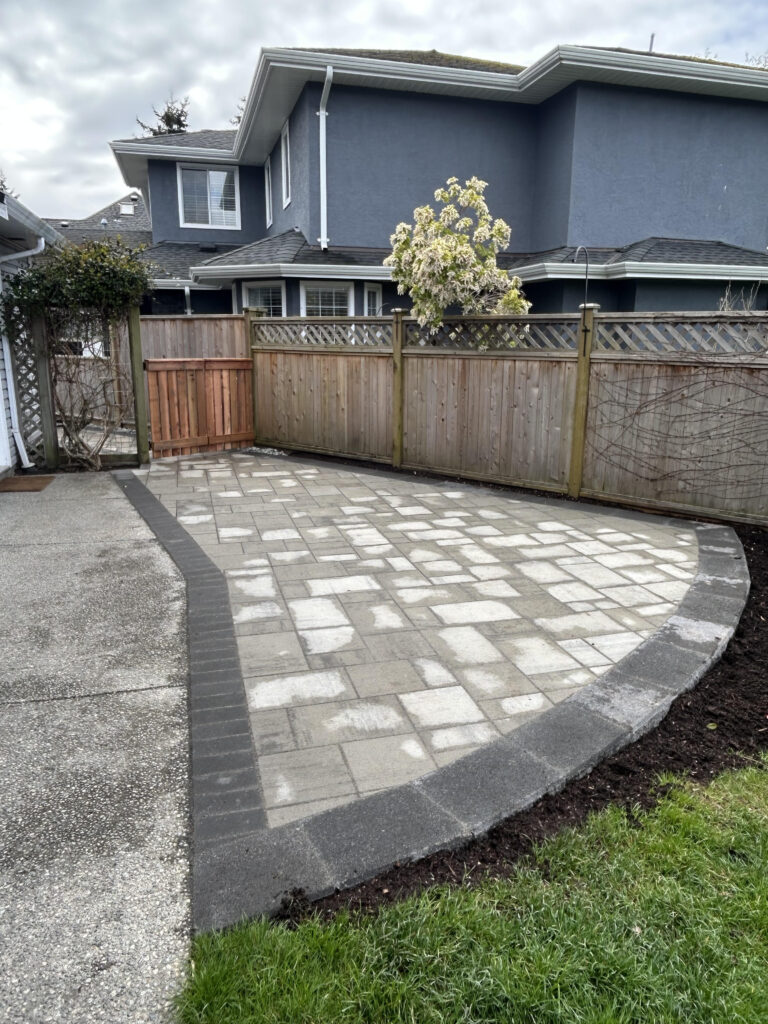 tsawwassen Patio